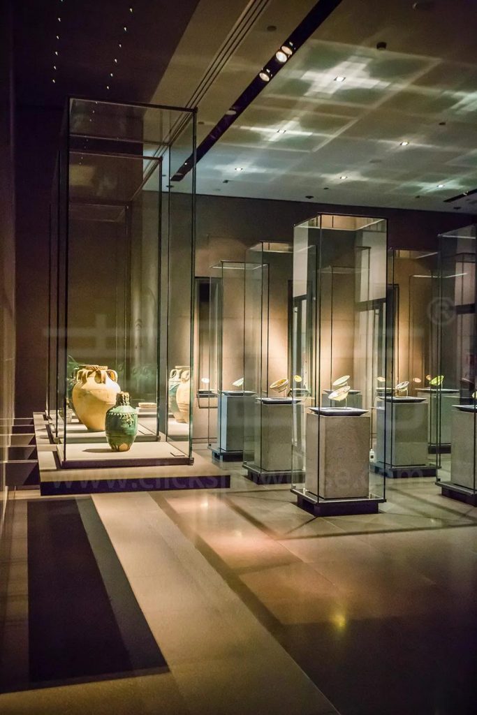 建筑師大師貝聿銘佳作-多哈伊斯蘭藝術博物館設計展示柜插圖(5) 建筑師大師貝聿銘佳作-多哈伊斯蘭藝術博物館設計展示柜插圖(5)