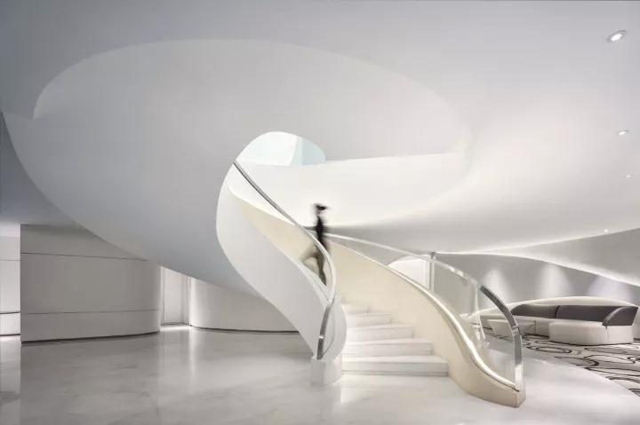 一個(gè)讓你仿若穿越時(shí)空的科技展廳，展示未來(lái)生活形態(tài)插圖(4)