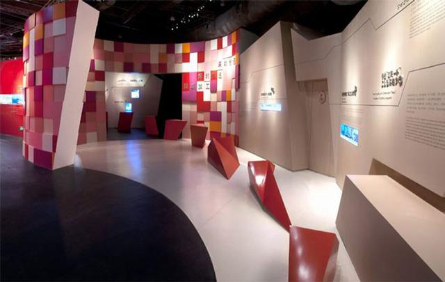 如何營造企業(yè)展廳設計中空間設計的美感?插圖 如何營造企業(yè)展廳設計中空間設計的美感?插圖