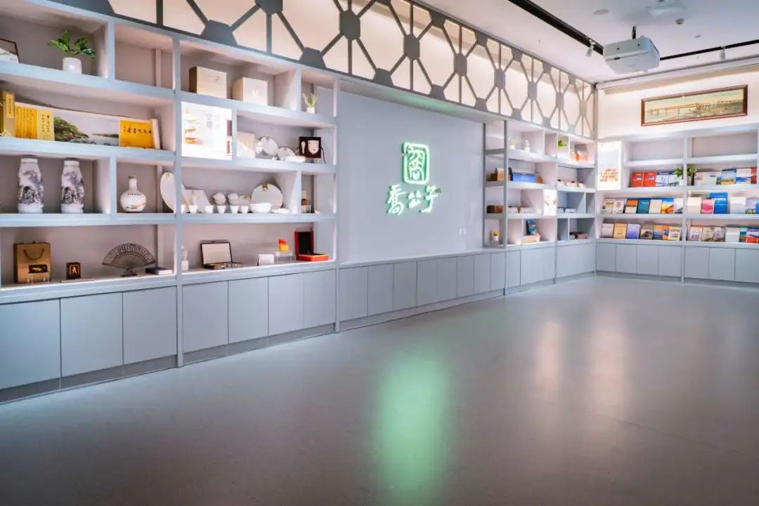 藝術(shù)展廳設(shè)計(jì)布局和創(chuàng)意展廳設(shè)計(jì)分享插圖 圖片