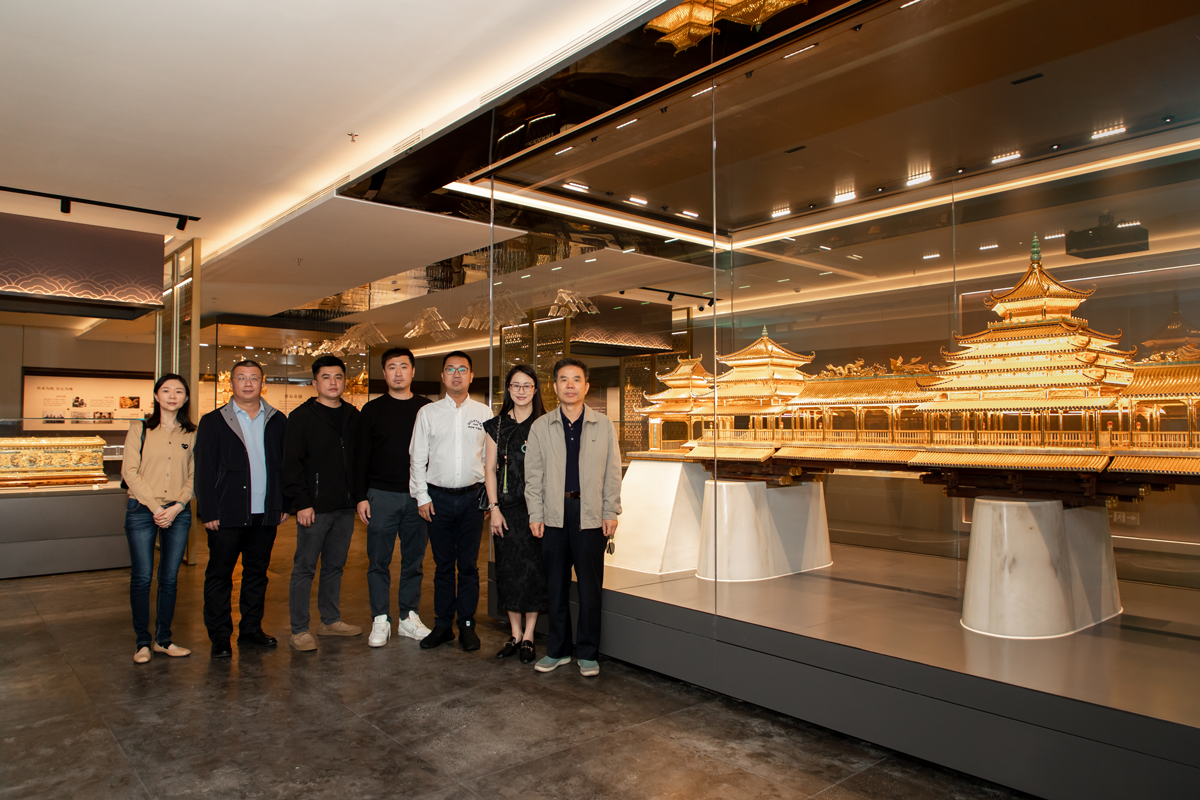 “大灣區企業博物館之旅” 巖星一行赴臻寶博物館調研交流插圖(7) “大灣區企業博物館之旅” 巖星一行赴臻寶博物館調研交流插圖(7)